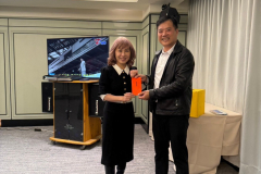 2CB05B66-FD72-4091-B659-491A18D30534