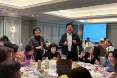 9D94EA2E-2ADD-4BD9-B6A7-4A147E9E388B